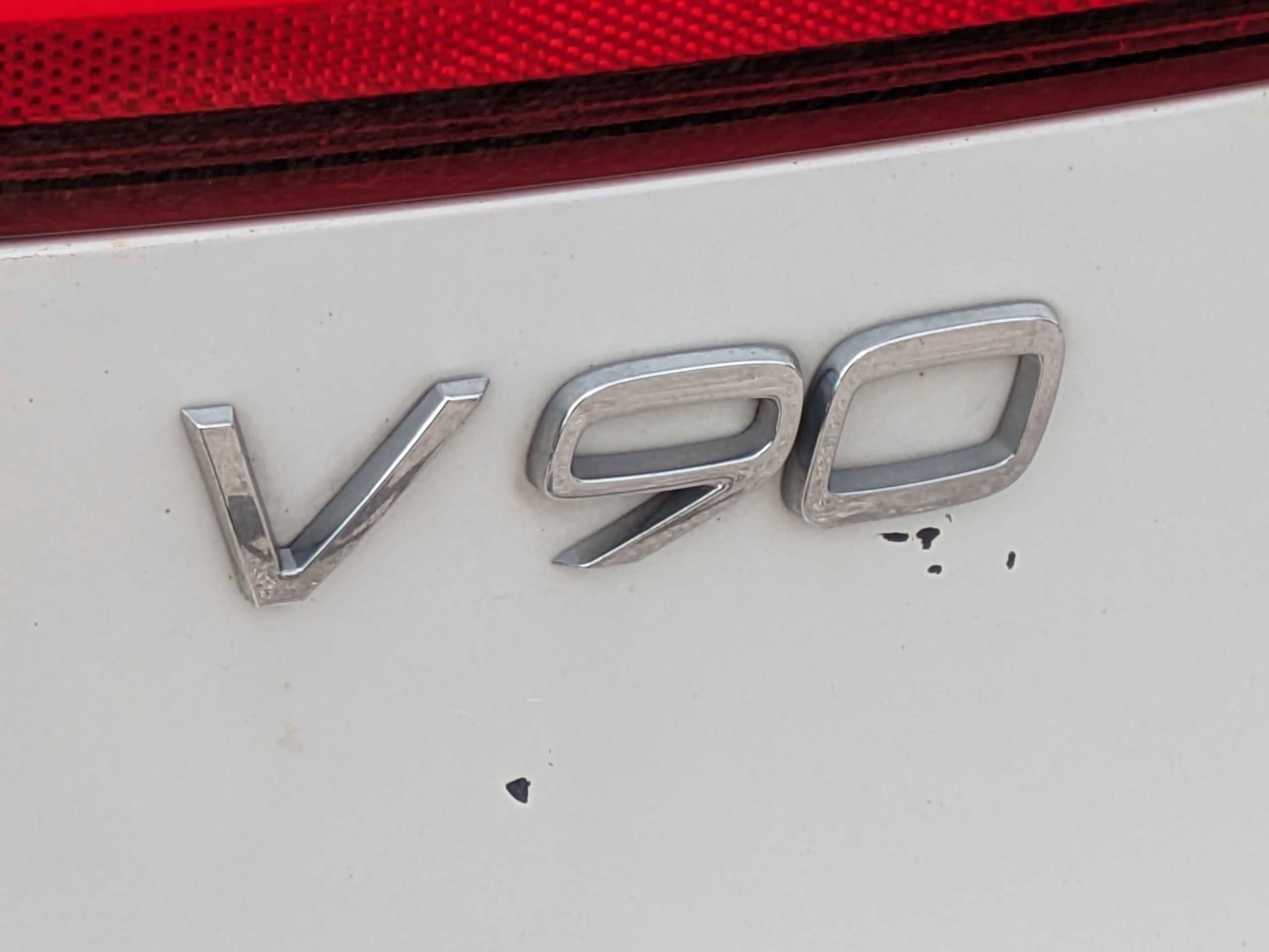 2018 Volvo V90 Cross Country T5